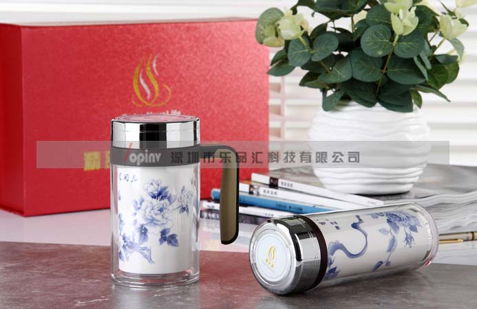 耀烁套装保温杯125元