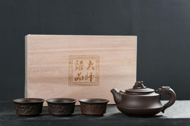 4头紫砂（龙飞天）70元